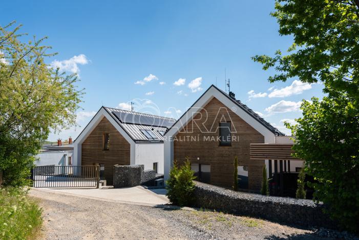 Prodej rodinného domu, Statenice, Nad Vinicí, 270 m2