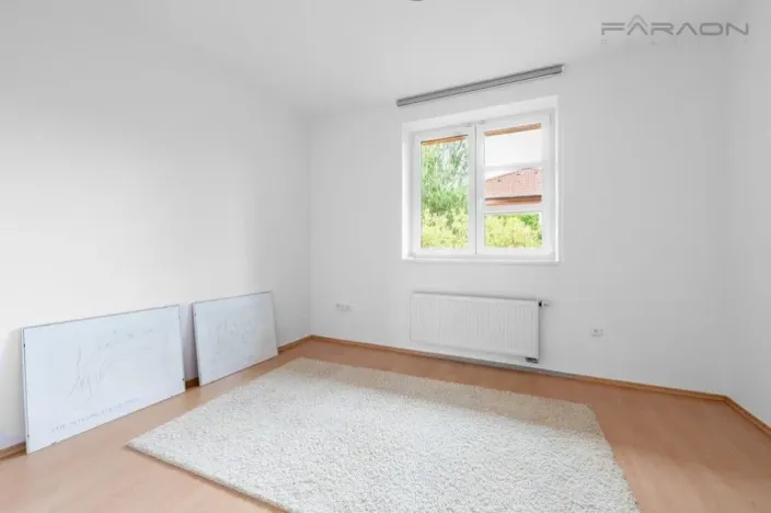 Pronájem rodinného domu, Čakov, 270 m2