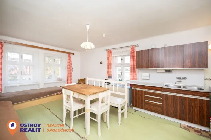 Prodej zemědělské usedlosti, Chlum, 823 m2