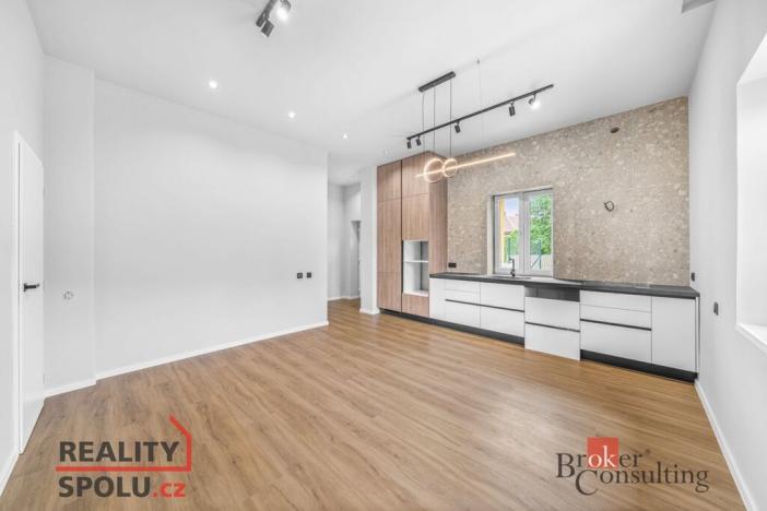 Prodej bytu 2+kk, Hořany, 52 m2