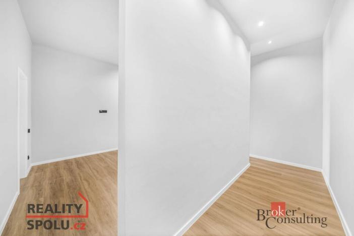 Prodej bytu 2+kk, Hořany, 52 m2