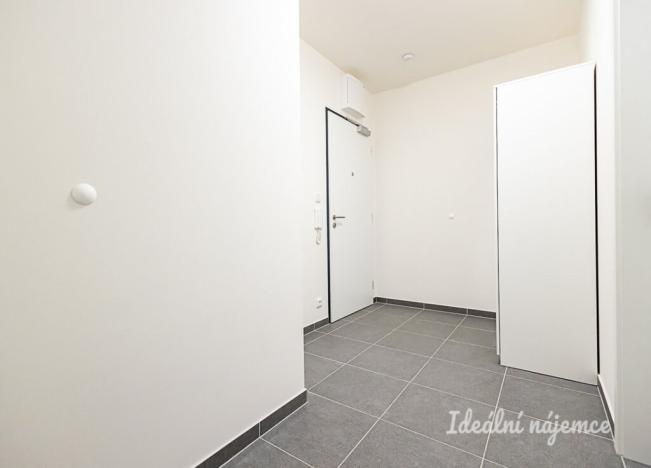Pronájem bytu 2+kk, Praha - Vysočany, Čakovická, 43 m2