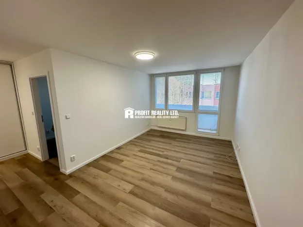 Pronájem bytu 2+kk, Zdice, Velizská, 50 m2