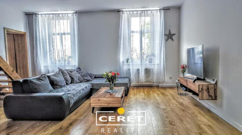 Prodej vícegeneračního domu, Žatec, Chomutovská, 300 m2