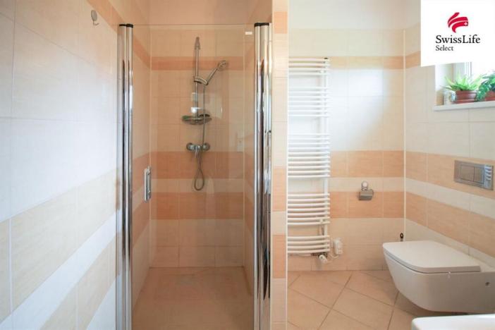 Prodej rodinného domu, Kamenice, Jílovská, 180 m2