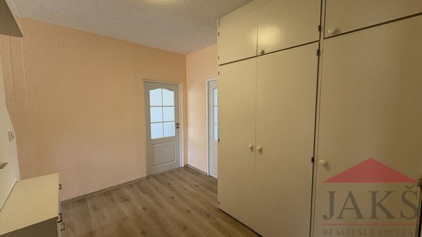 Pronájem bytu 2+1, Sušice - Sušice II, Sirkařská, 57 m2