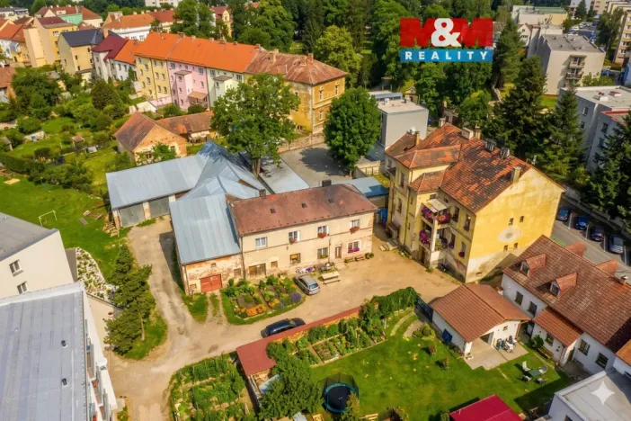 Prodej komerčního pozemku, Strakonice, Havlíčkova, 1795 m2