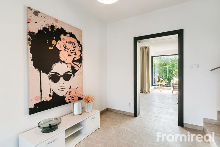 Prodej rodinného domu, Holubice, 179 m2