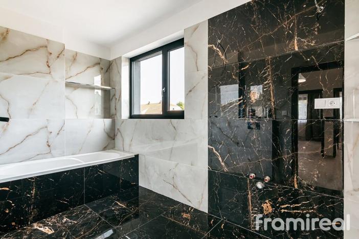 Prodej rodinného domu, Holubice, 179 m2