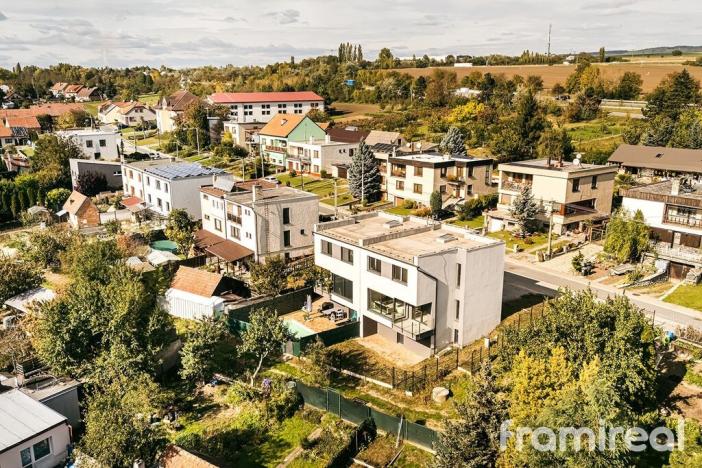 Prodej rodinného domu, Holubice, 179 m2