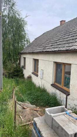 Prodej rodinného domu, Ostrov u Macochy