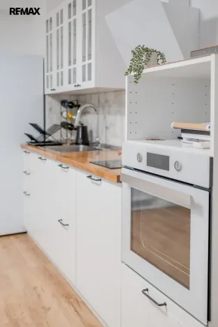 Prodej bytu 1+1, Pireas,Řecko, 48 m2