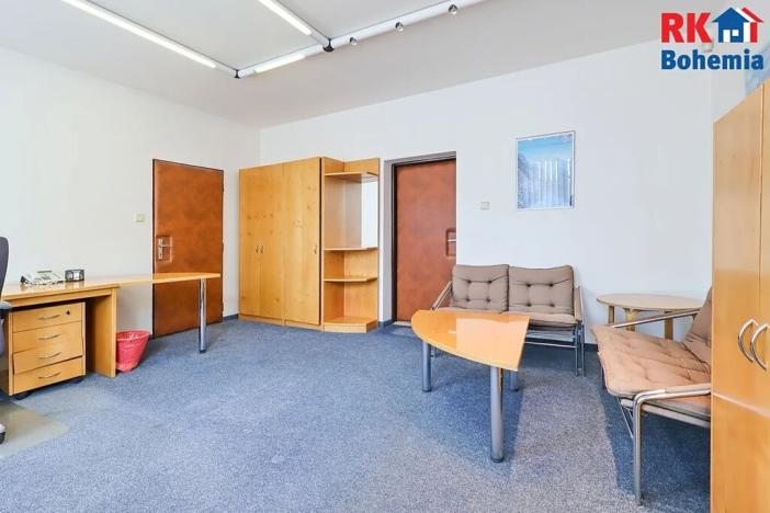 Pronájem kanceláře, Český Brod, Zborovská, 116 m2