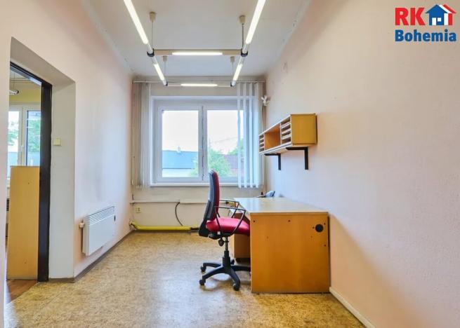 Pronájem kanceláře, Český Brod, Zborovská, 116 m2