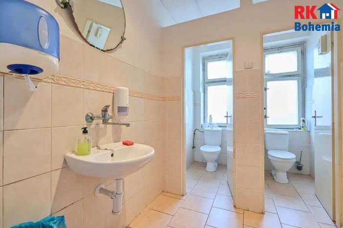 Pronájem kanceláře, Český Brod, Zborovská, 116 m2