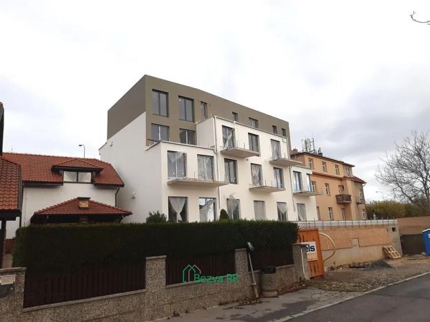 Prodej bytu 2+kk, Praha - Břevnov, Na břevnovské pláni, 58 m2