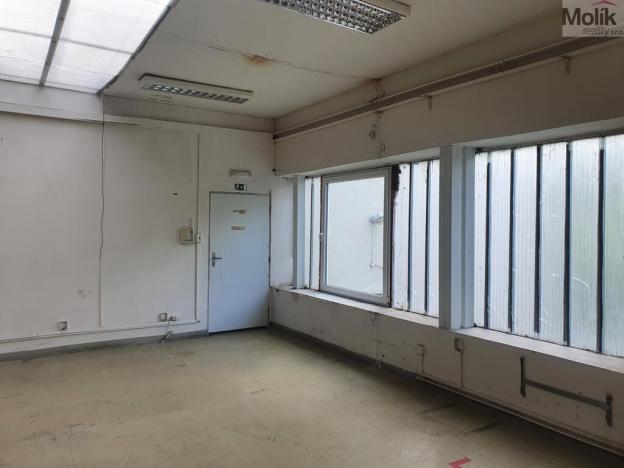 Pronájem komerční nemovitosti, Korozluky, 400 m2