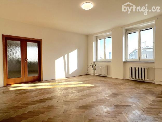 Pronájem bytu 3+1, Olomouc, Kaštanová, 120 m2