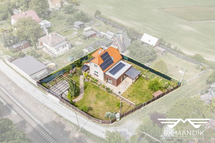 Prodej rodinného domu, Mníšek pod Brdy, U nádraží, 164 m2