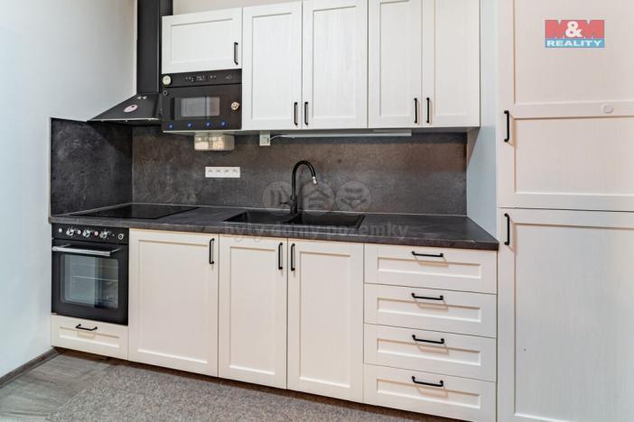 Prodej bytu 2+kk, Mariánské Lázně, Chebská, 55 m2