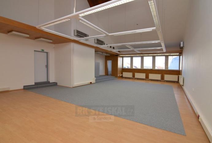 Pronájem kanceláře, České Budějovice - České Budějovice 1, Krajinská, 115 m2