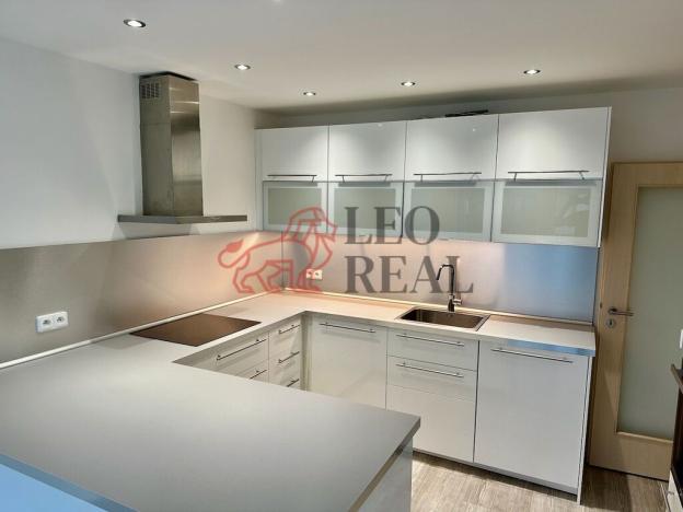 Pronájem bytu 2+kk, Praha - Stodůlky, náměstí Junkových, 48 m2