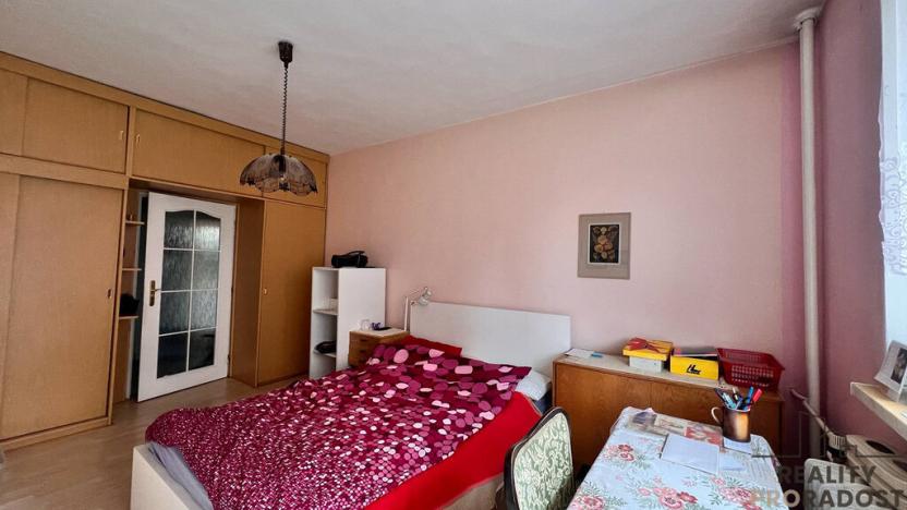 Prodej bytu 3+1, Třinec, Dukelská, 70 m2