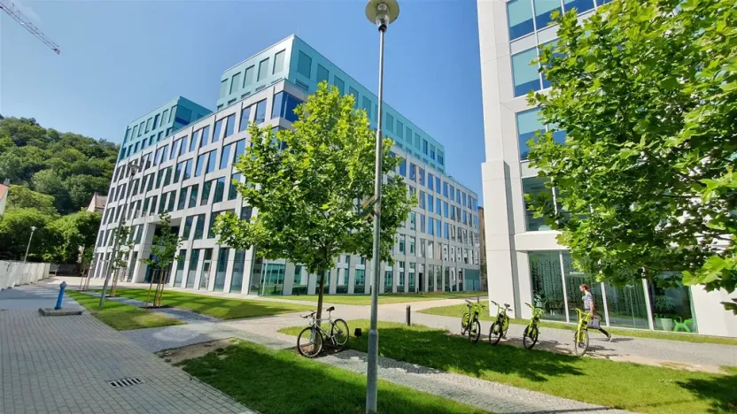 Pronájem kanceláře, Praha - Karlín, Pernerova, 30 m2