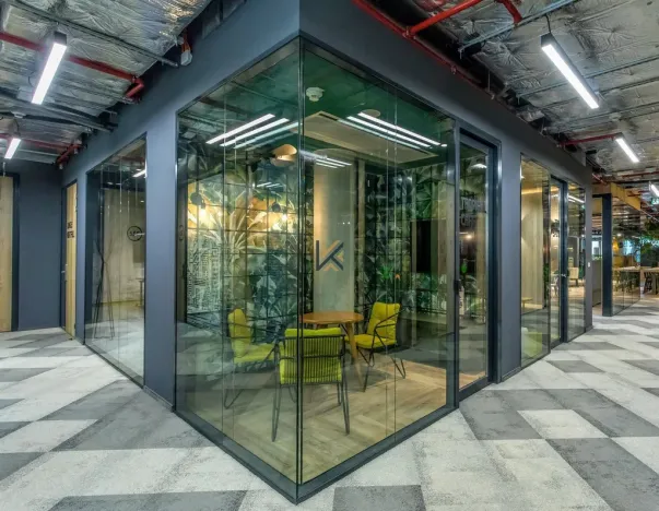 Pronájem kanceláře, Praha - Karlín, Pernerova, 30 m2