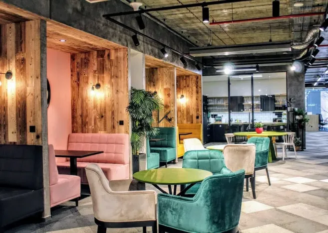 Pronájem kanceláře, Praha - Karlín, Pernerova, 30 m2