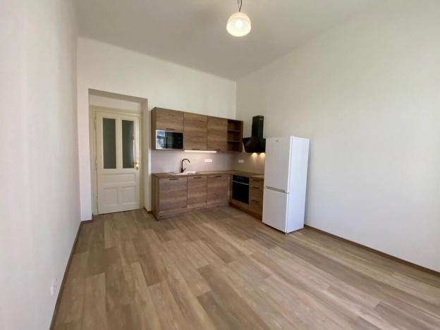 Pronájem bytu 2+1, Praha - Vinohrady, Korunní, 80 m2