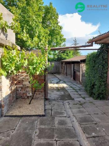 Prodej rodinného domu, Hrušovany nad Jevišovkou, Drnholecká, 160 m2