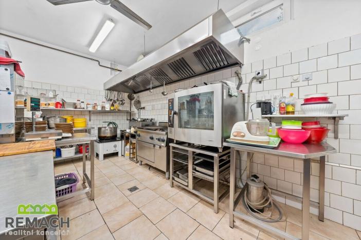 Prodej apartmánu, Buchlovice, K Buchlovu, 320 m2