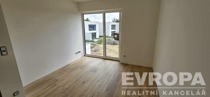 Prodej rodinného domu, Sezemice, Družstevní, 121 m2