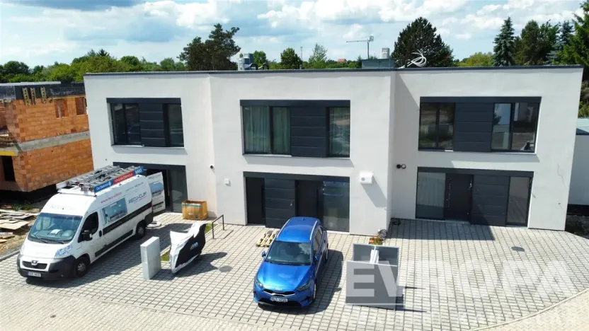 Prodej rodinného domu, Sezemice, Družstevní, 121 m2