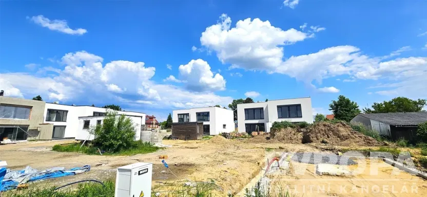 Prodej rodinného domu, Sezemice, Družstevní, 121 m2