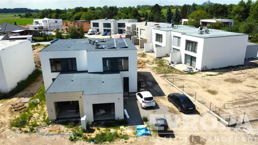 Prodej rodinného domu, Sezemice, Družstevní, 121 m2