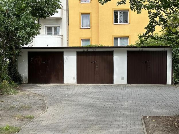 Dražba garáže, Praha - Nusle, Sevřená, 58 m2