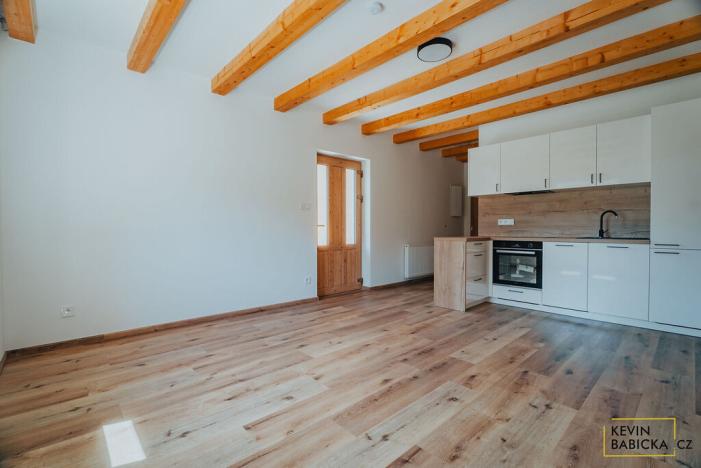 Prodej bytu 4+kk, Chlum u Třeboně - Lutová, 79 m2