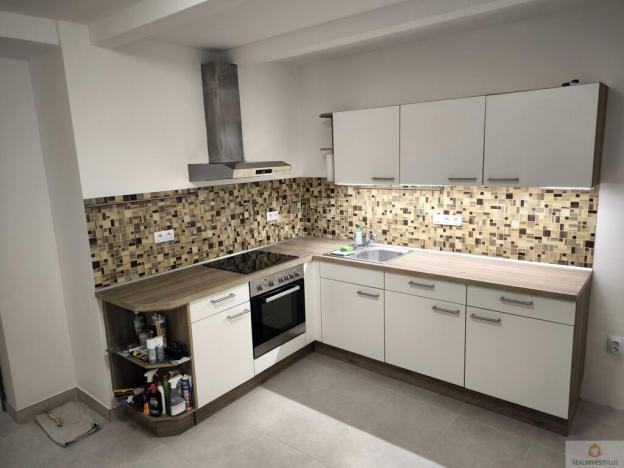 Prodej bytu 2+1, Olomouc - Hodolany, Masarykova třída, 72 m2