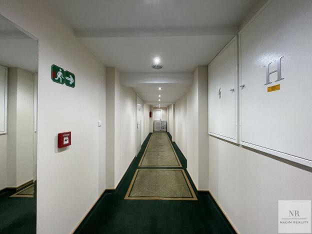 Pronájem obchodního prostoru, Karlovy Vary, Nová louka, 131 m2