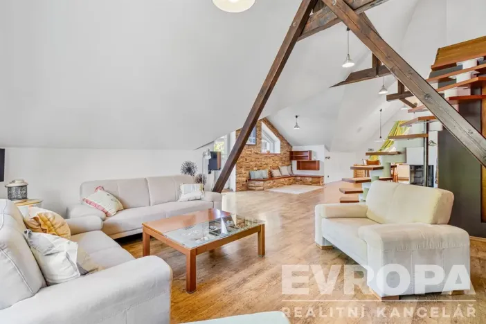 Prodej rodinného domu, Nové Město na Moravě, Malá, 375 m2