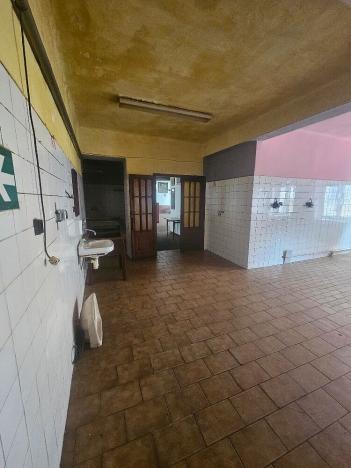 Pronájem obchodního prostoru, České Budějovice - České Budějovice 7, Matice školské, 300 m2