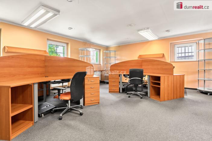Pronájem kanceláře, Karlovy Vary, Libušina, 206 m2