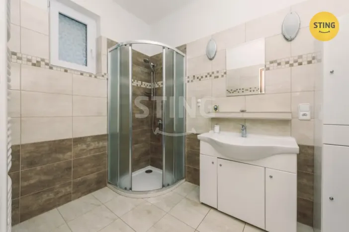 Prodej rodinného domu, Svinčany, 265 m2