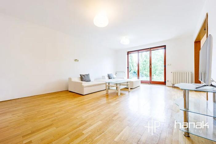 Prodej rodinného domu, Hněvotín, 240 m2