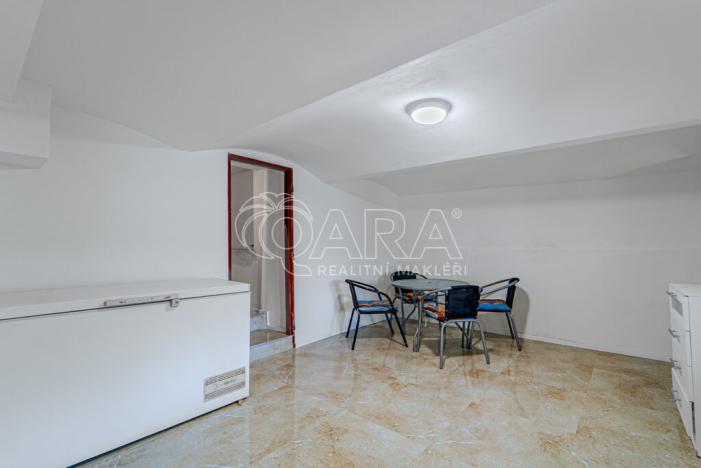 Prodej rodinného domu, Kladno - Švermov, Rašínova, 194 m2