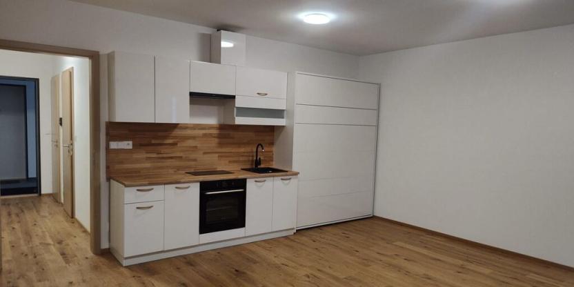 Pronájem bytu 1+kk, Praha - Bohnice, Pekařova, 42 m2