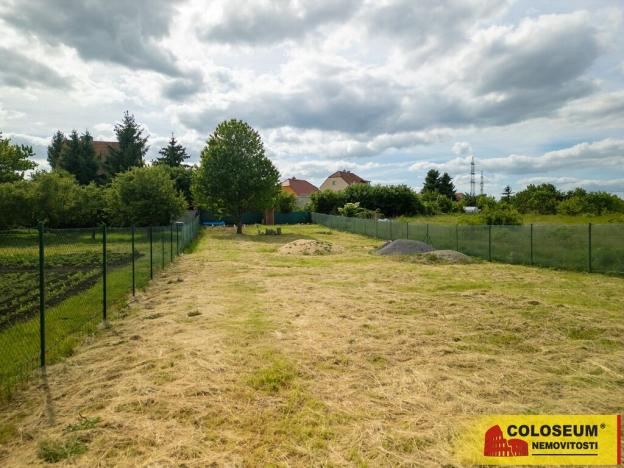 Prodej pozemku pro bydlení, Otnice, 879 m2