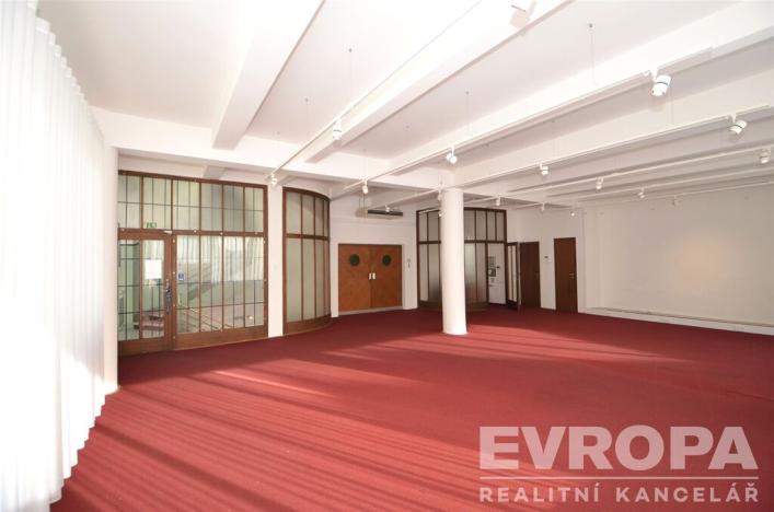 Pronájem obchodního prostoru, Praha - Nové Město, Jungmannovo náměstí, 104 m2